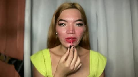 Mika online show from 6, 2, 2026