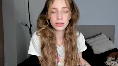 my name Imo  Fansly  online show from 19, 9, 2025