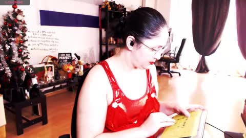 Empress online show from 14, 2, 2025