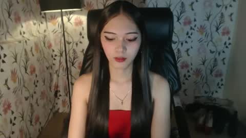 Snapshot of imyourlegalbaby chatting on 8, 3, 2025 Aki online show from 8, 3, 2025