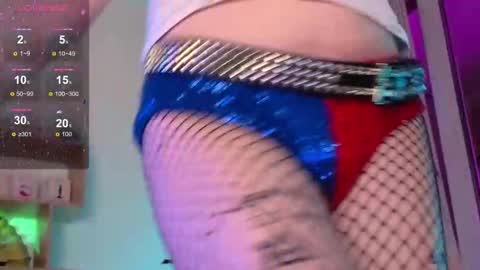  Dina  Help me reach 100 likes  online show from 31, 10, 2025