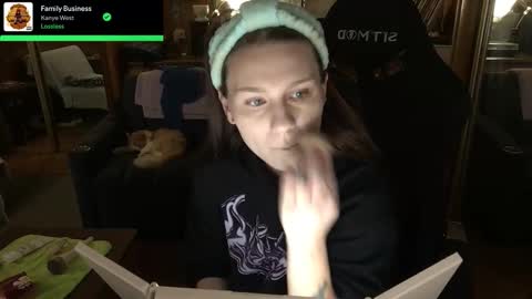 Carter online show from 16, 11, 2025