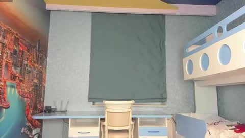 Snapshot of incredible__shell_ chatting on 14, 5, 2026 Masha online show from 14, 5, 2026