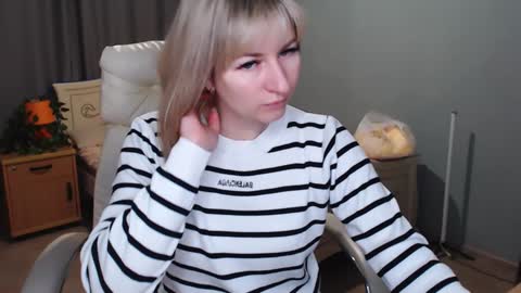 incredible_ariela online show from 11, 1, 2025