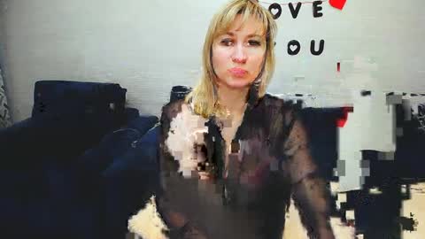 incredible_ariela online show from 23, 3, 2026