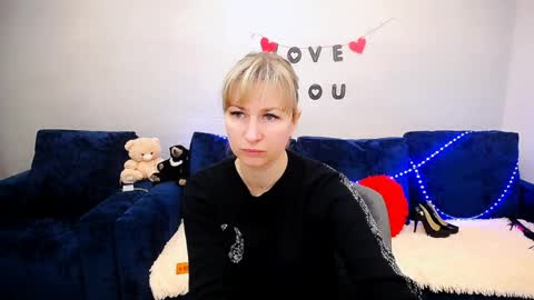 incredible_ariela online show from 7, 4, 2026