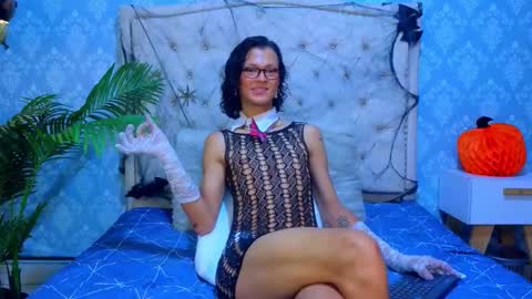 Snapshot of indi_rave chatting on 1, 11, 2025 INDI online show from 1, 11, 2025