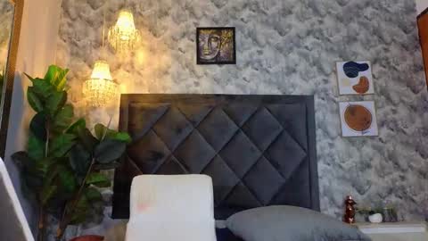 Snapshot of indi_rave chatting on 14, 11, 2025 INDI online show from 14, 11, 2025