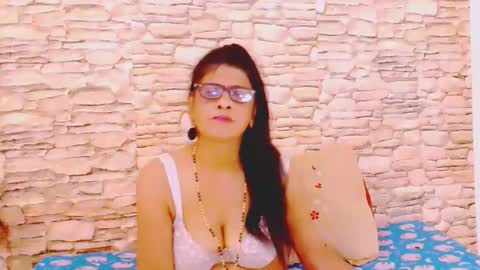 Snapshot of indianallure chatting on 12, 3, 2025 Femiez online show from 12, 3, 2025