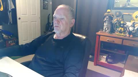 Papa online show from 19, 5, 2026