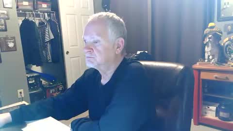 Papa online show from 23, 5, 2026