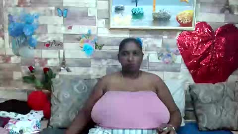 Snapshot of indianblue3 chatting on 23, 2, 2025 tracy online show from 23, 2, 2025