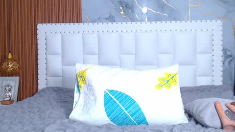 Snapshot of indiancutiie chatting on 22, 1, 2025 LITTLE AINHOA online show from 22, 1, 2025