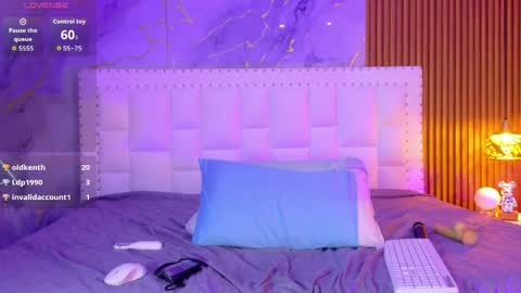 LITTLE AINHOA  online show from 16, 4, 2026