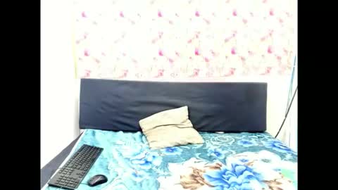 Snapshot of indianmystica694u chatting on 17, 9, 2025 indianmystica694u online show from 17, 9, 2025