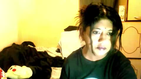 indianpleasures21 online show from 21, 4, 2026