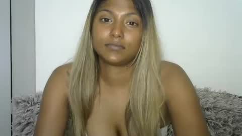 indianqtpie6 online show from 27, 9, 2025