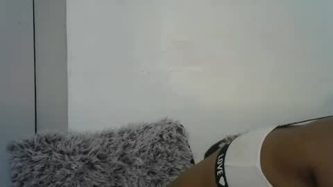 indianqtpie6 online show from 17, 11, 2025