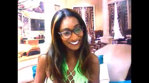 Snapshot of indianrebel4u2luv chatting on 21, 10, 2025 indianrebel4u2luv online show from 21, 10, 2025