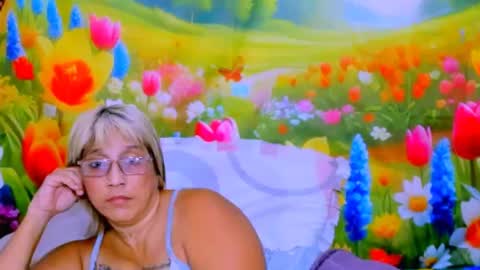 Snapshot of indianroxy27 chatting on 15, 7, 2026 indianroxy27 online show from 15, 7, 2026