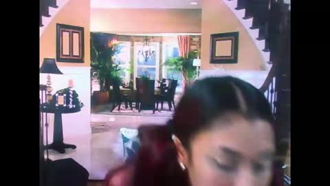 indiansexybutt4u2luv online show from 12, 5, 2026