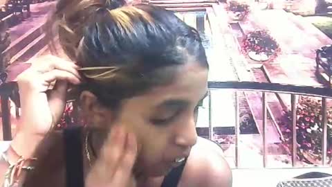 indiansexyslender4u2luv online show from 20, 1, 2025