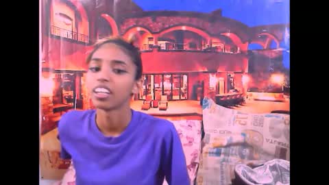 indiansexyslender4u2luv online show from 24, 1, 2025