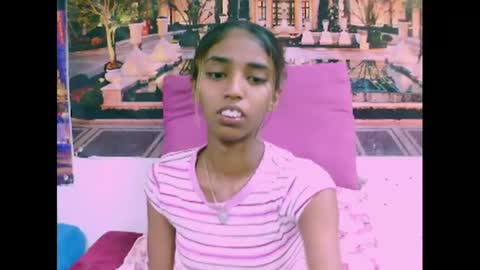 indiansexyslender4u2luv online show from 26, 1, 2025