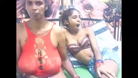 indiansexyslender4u2luv online show from 27, 1, 2025