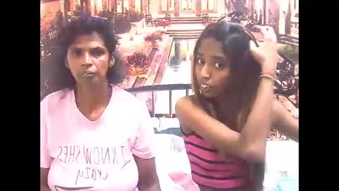 indiansexyslender4u2luv online show from 29, 1, 2025