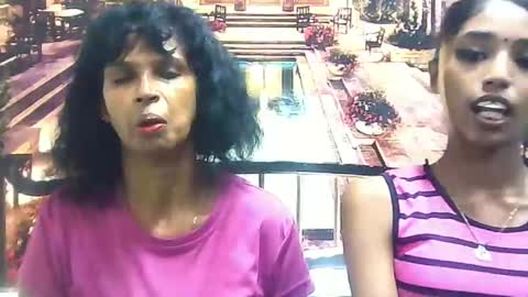 indiansexyslender4u2luv online show from 18, 2, 2025