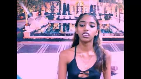 indiansexyslender4u2luv online show from 19, 2, 2025