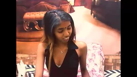 indiansexyslender4u2luv online show from 13, 9, 2025