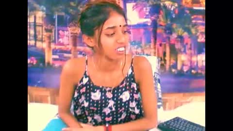 indiansexyslender4u2luv online show from 14, 10, 2025