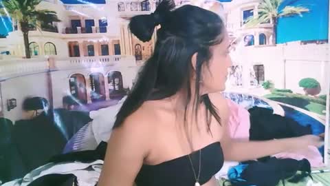 Snapshot of indiansexysmyle chatting on 25, 10, 2025 Azi online show from 25, 10, 2025