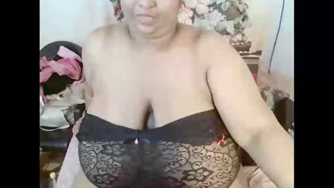 Snapshot of indiantasha chatting on 5, 2, 2025 indiantasha online show from 5, 2, 2025