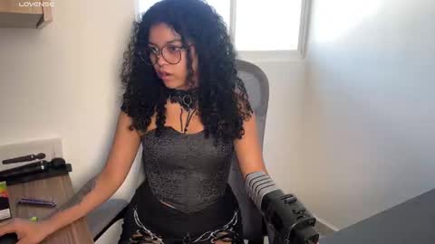 Snapshot of indicasatan chatting on 22, 1, 2025 Indicasatan online show from 22, 1, 2025