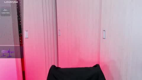 Snapshot of indie_78 chatting on 2, 3, 2025 Hey  Im Indie follow me on my instagram  online show from 2, 3, 2025