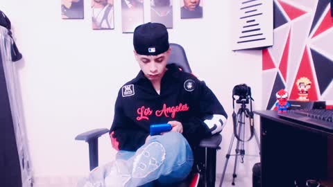 Snapshot of indomitablebeast chatting on 19, 12, 2024 matias online show from 19, 12, 2024