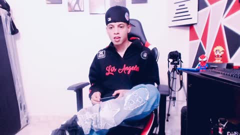 Snapshot of indomitablebeast chatting on 19, 12, 2024 matias online show from 19, 12, 2024