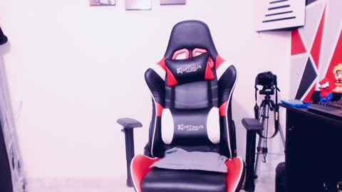 Snapshot of indomitablebeast chatting on 20, 12, 2024 matias online show from 20, 12, 2024