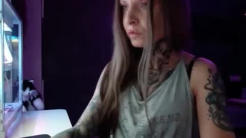 Snapshot of inesdesire chatting on 3, 2, 2025 InesDesire online show from 3, 2, 2025