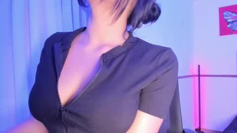 Snapshot of infernalkiss chatting on 15, 12, 2025 InfernalKiss online show from 15, 12, 2025