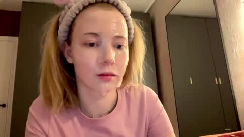 Snapshot of infinitysoul_ chatting on 31, 12, 2024 Alexa..  Inst     Fansly infinitysoul  online show from 31, 12, 2024