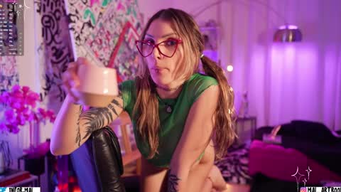 MAL ---  online show from 17, 1, 2025