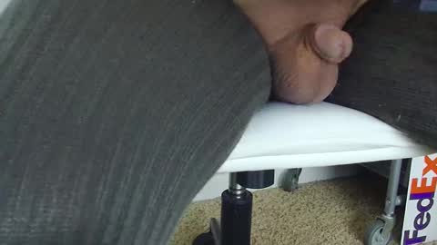 Snapshot of injmolder2 chatting on 8, 2, 2025 Hanging Out online show from 8, 2, 2025