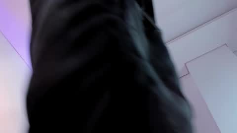 Snapshot of inkangelo chatting on 22, 11, 2025 ANGELO online show from 22, 11, 2025