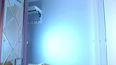 Lina online show from 11, 1, 2025