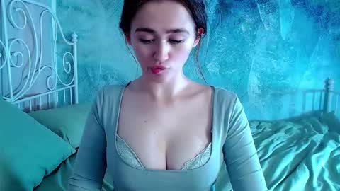 Lina online show from 25, 2, 2026