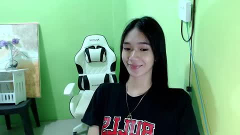 Reign online show from 7, 11, 2025